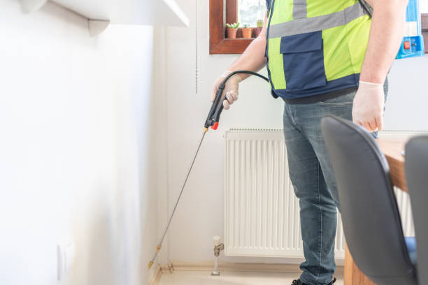Best Commercial Pest Control Services  in Pittsfield, IL